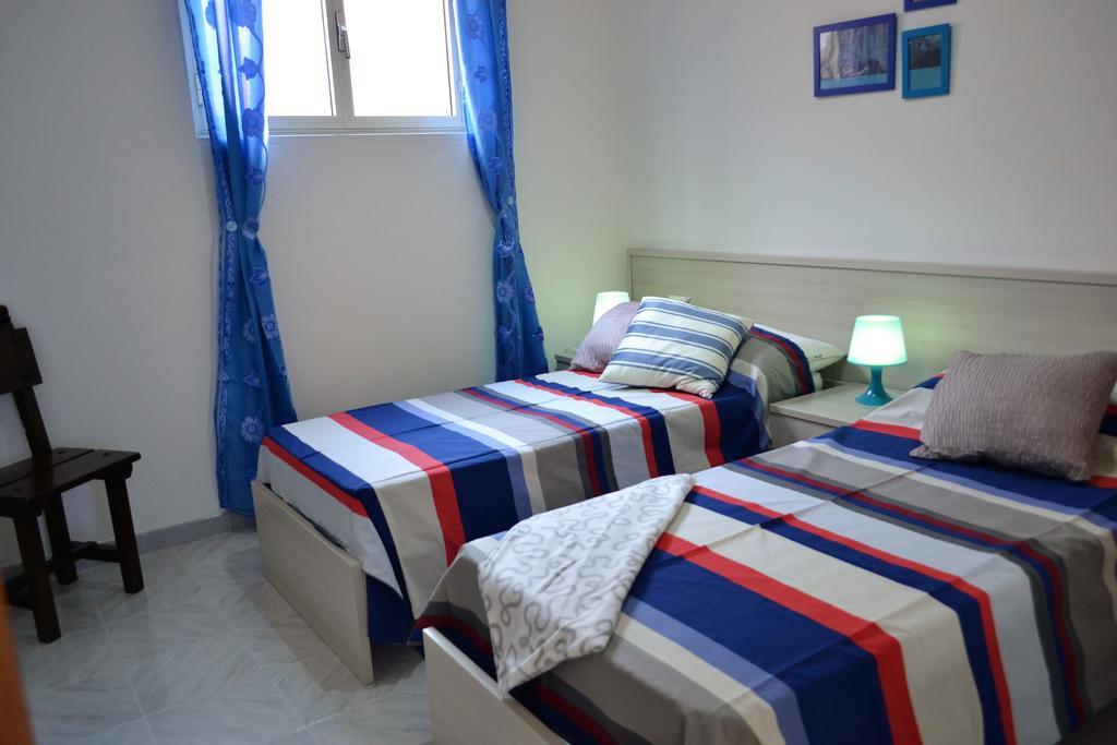Casa Vacanze Mura Кала Гононе Екстериор снимка